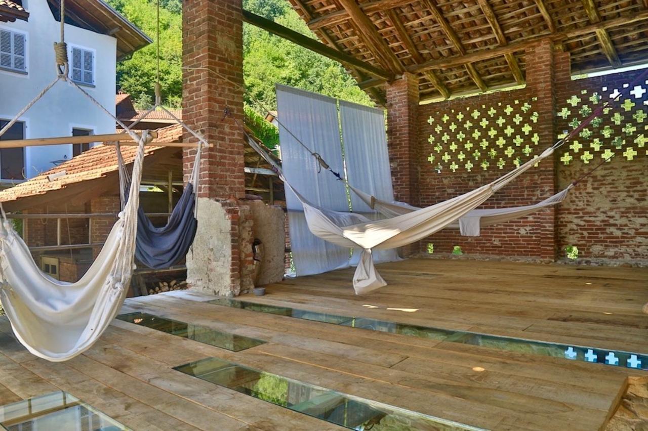 Relax Hotel Borgosesia Exterior foto